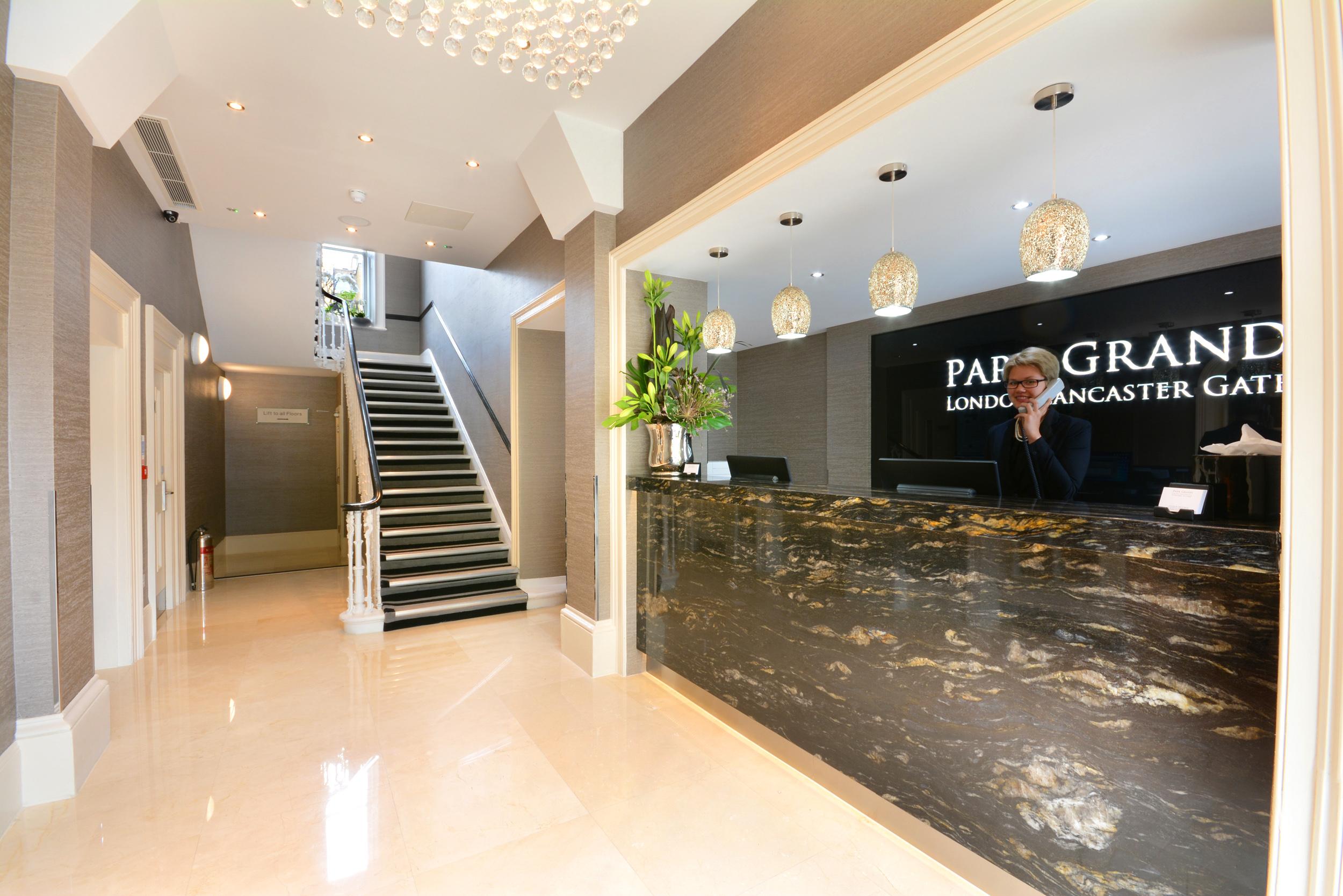 Park Grand London Lancaster Gate Hotel Eksteriør billede The hotel's lobby